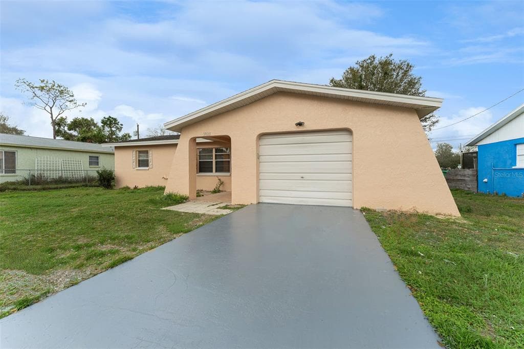 39211 5TH AVENUE ZEPHYRHILLS, FL 33542