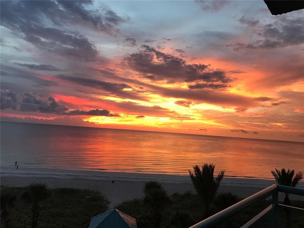 1520 GULF BOULEVARD UNIT 805 CLEARWATER BEACH, FL 33767