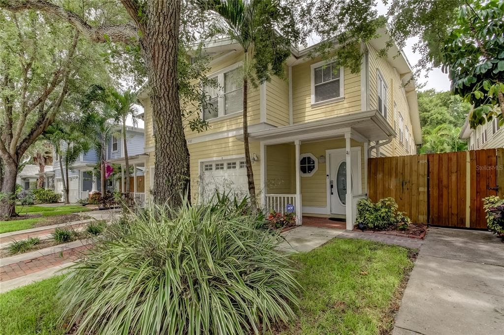 402 S WILLOW AVENUE UNIT D TAMPA, FL 33606