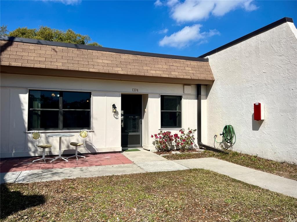 1374 MISSION HILLS BOULEVARD CLEARWATER, FL 33759