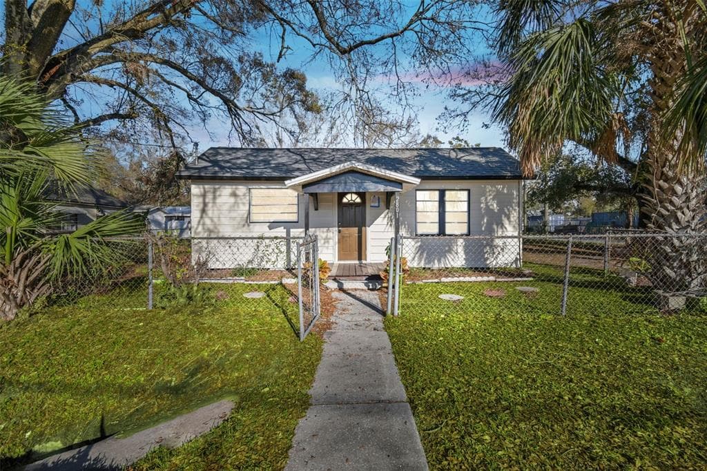 2801 N 75TH STREET TAMPA, FL 33619