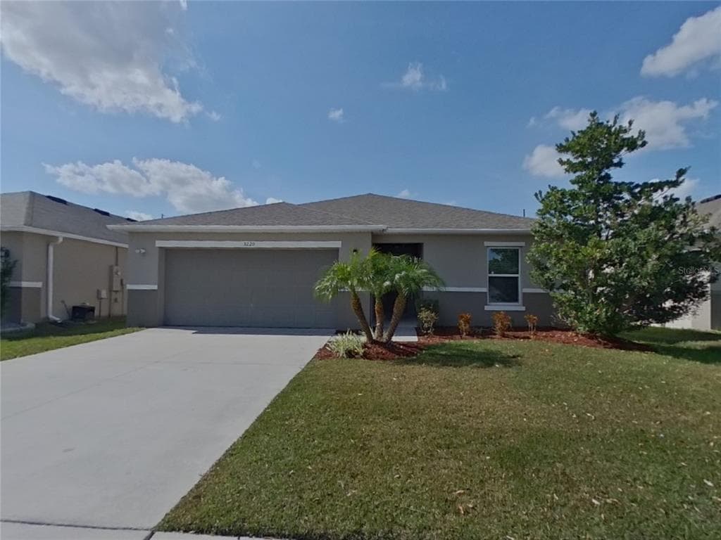 3220 CASA DEL REY AVENUE KISSIMMEE, FL 34746