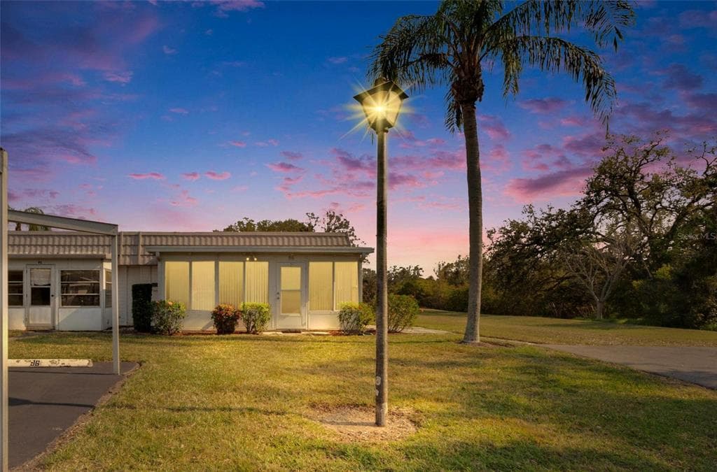 206 ANDOVER PLACE N UNIT 96 SUN CITY CENTER, FL 33573