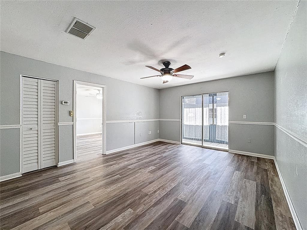 5509 FOUNTAIN LAKE CIRCLE UNIT C204 BRADENTON, FL 34207