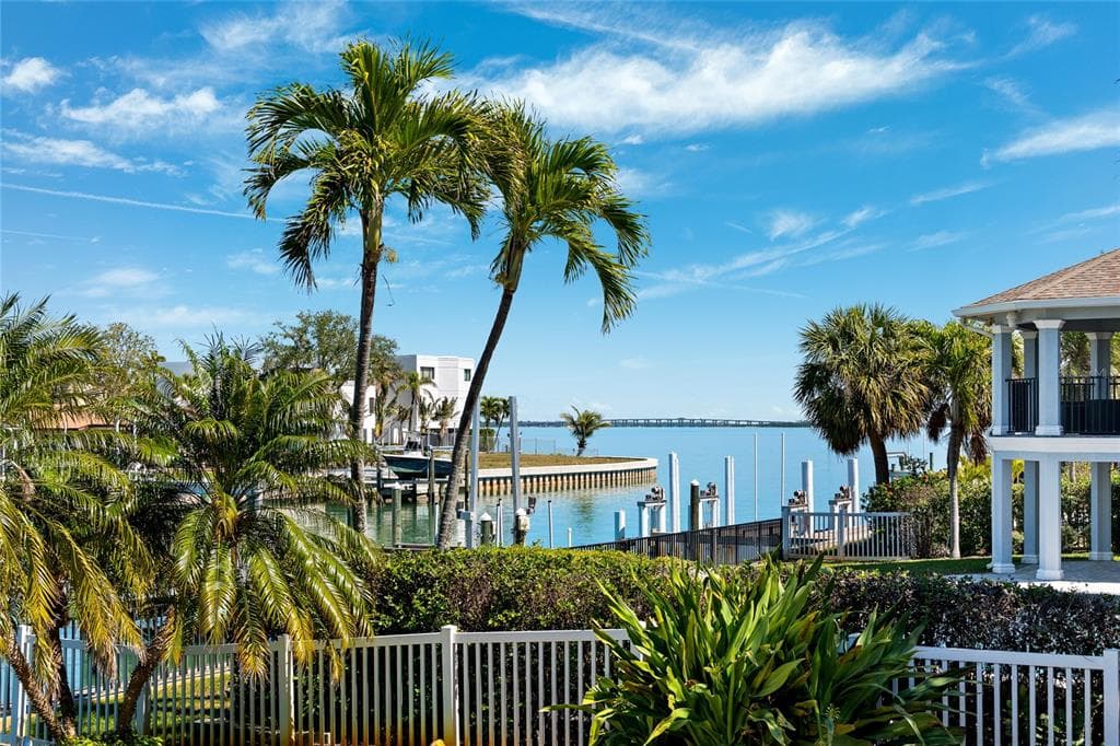 123 12TH STREET E TIERRA VERDE, FL 33715