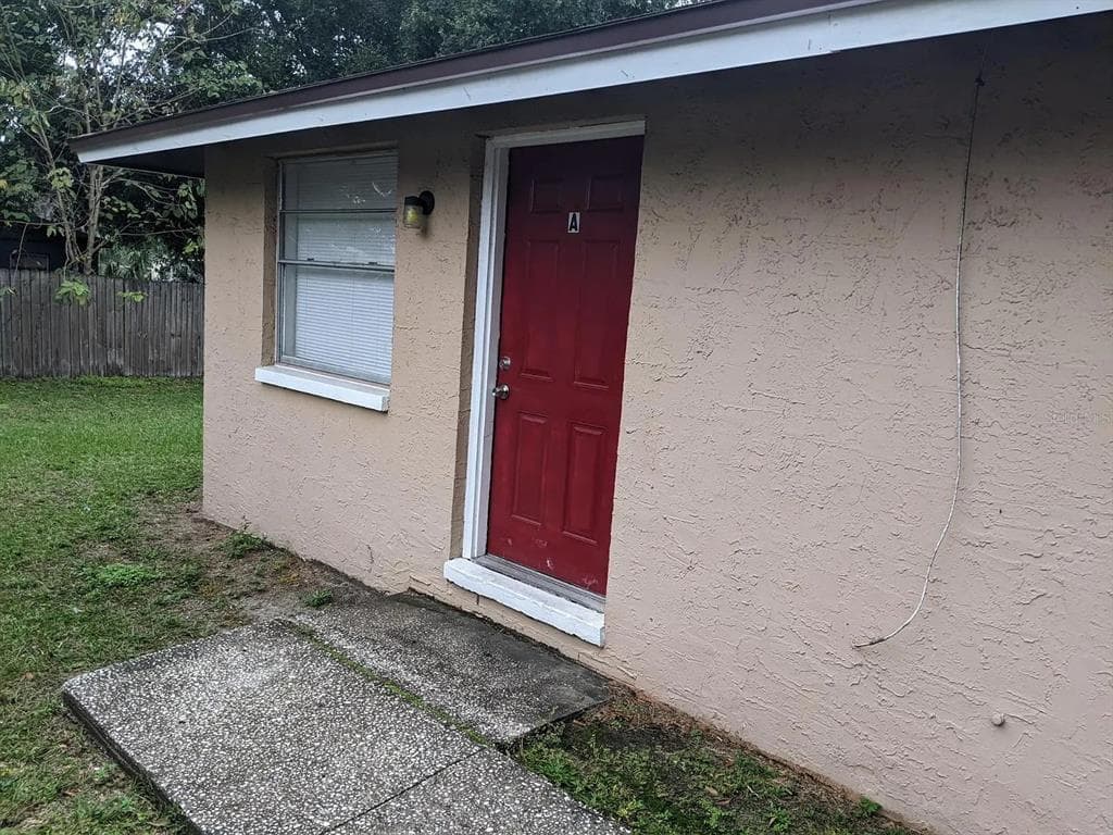 8306 N 17TH STREET TAMPA, FL 33604