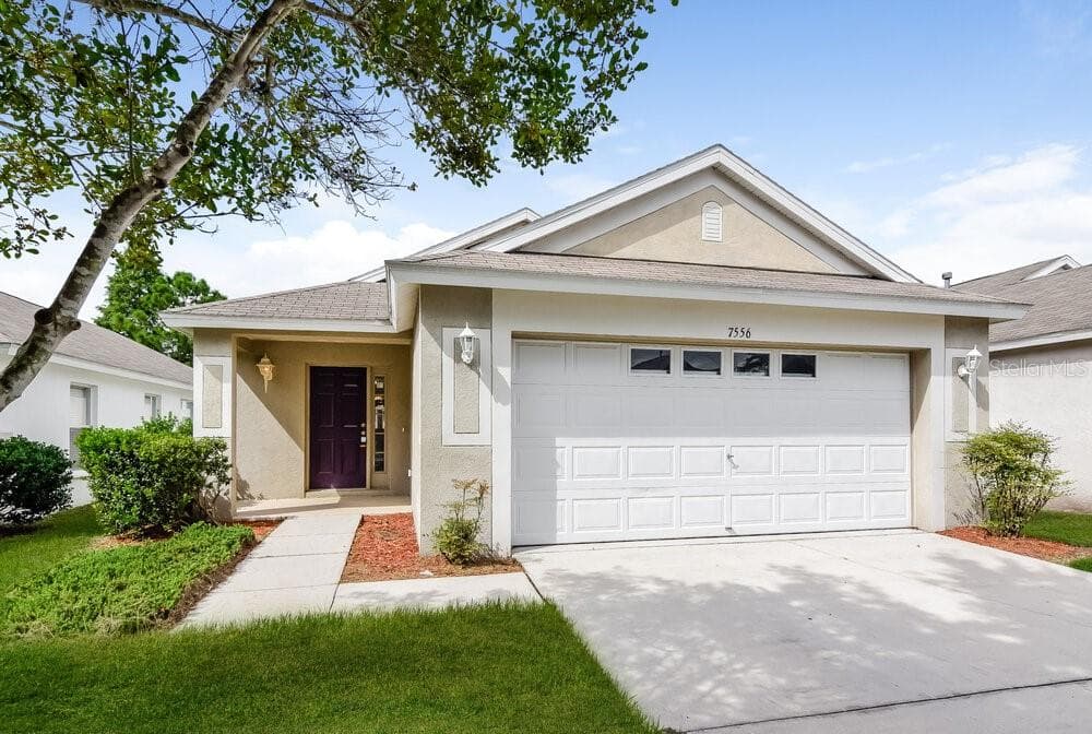 7556 OXFORD GARDEN CIRCLE APOLLO BEACH, FL 33572