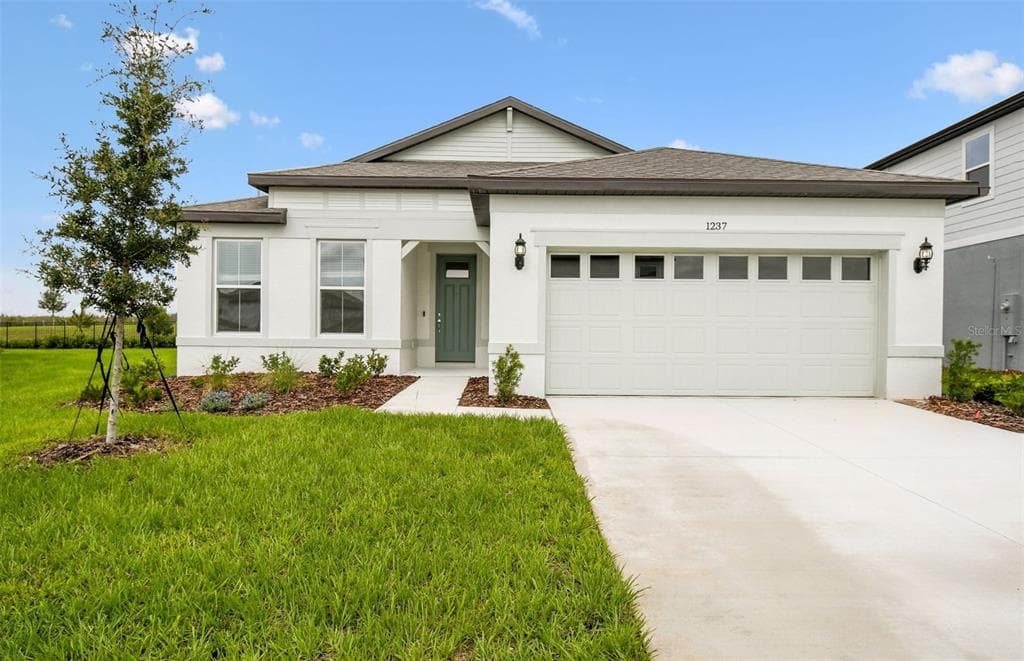 1237 LAKERIDGE WAY LAKE ALFRED, FL 33850