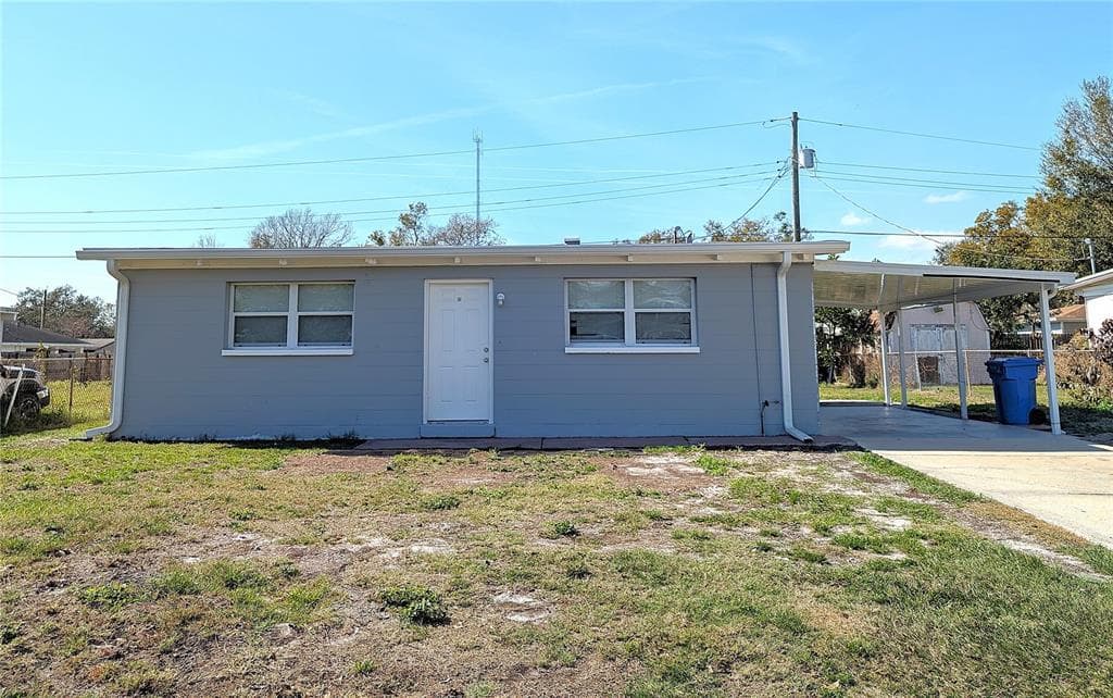 3205 CLIFFORD SAMPLE DRIVE TAMPA, FL 33619
