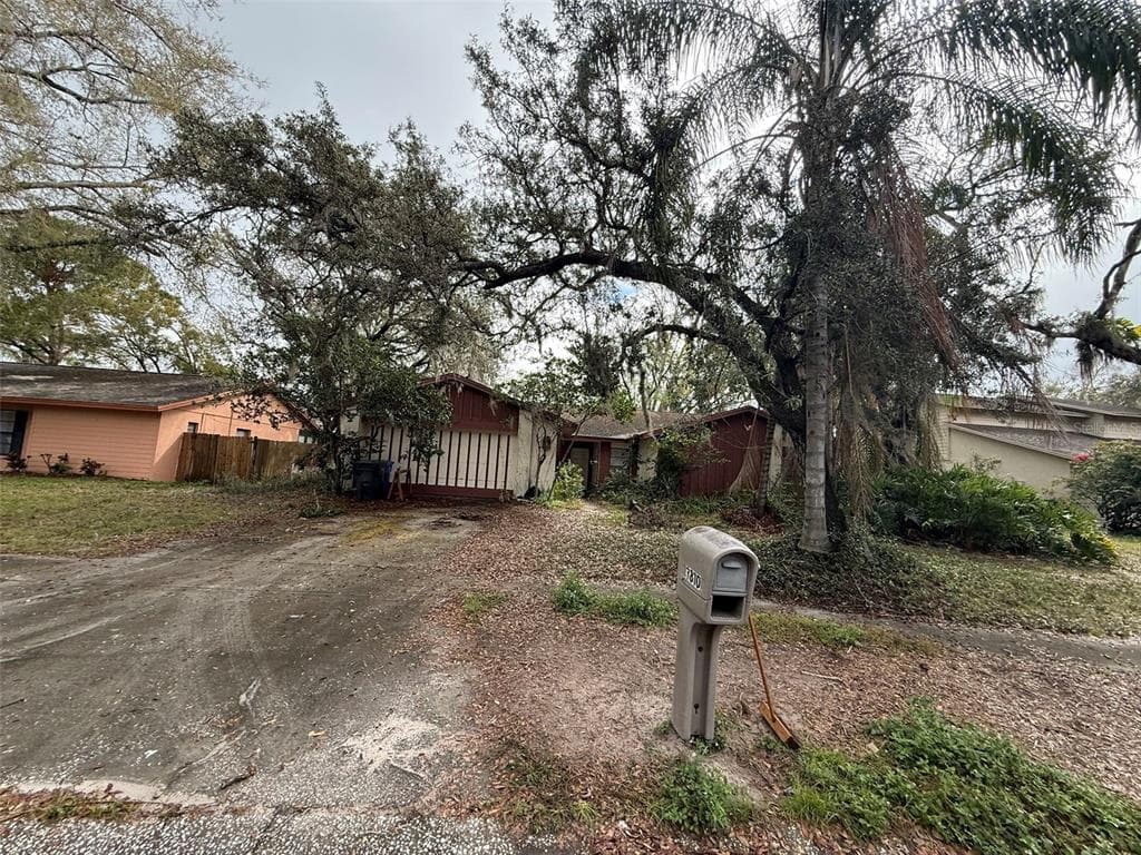 3810 WINDTREE COURT BRANDON, FL 33511