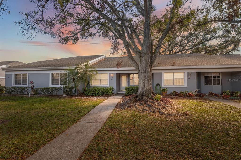158 BRIGTON COURT SAFETY HARBOR, FL 34695