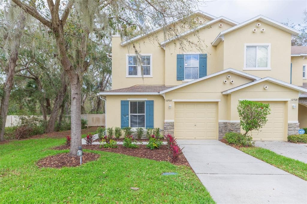 10906 KENSINGTON PARK AVENUE RIVERVIEW, FL 33578