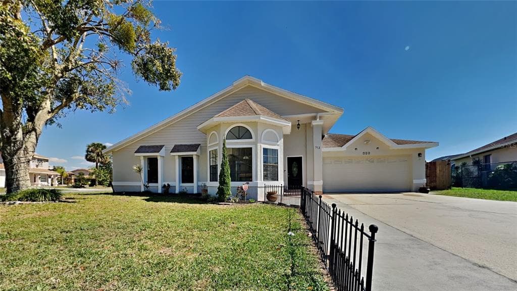 512 LOST CREEK COURT KISSIMMEE, FL 34743