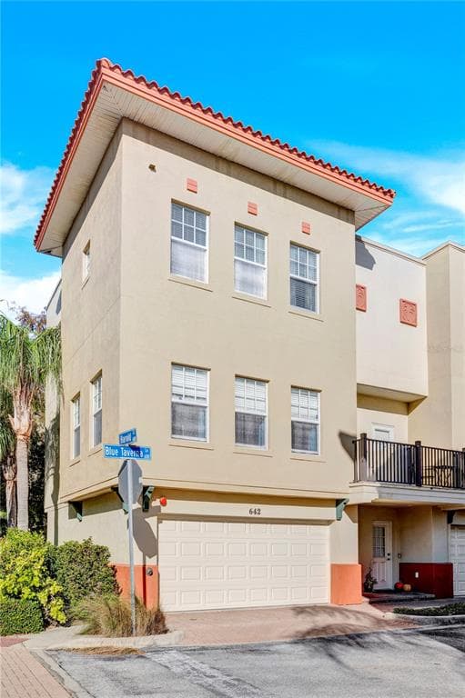 642 BLUE TAVERNA LANE CLEARWATER, FL 33756