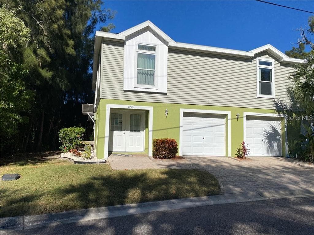 7740 SAILWINDS PASS PORT RICHEY, FL 34668