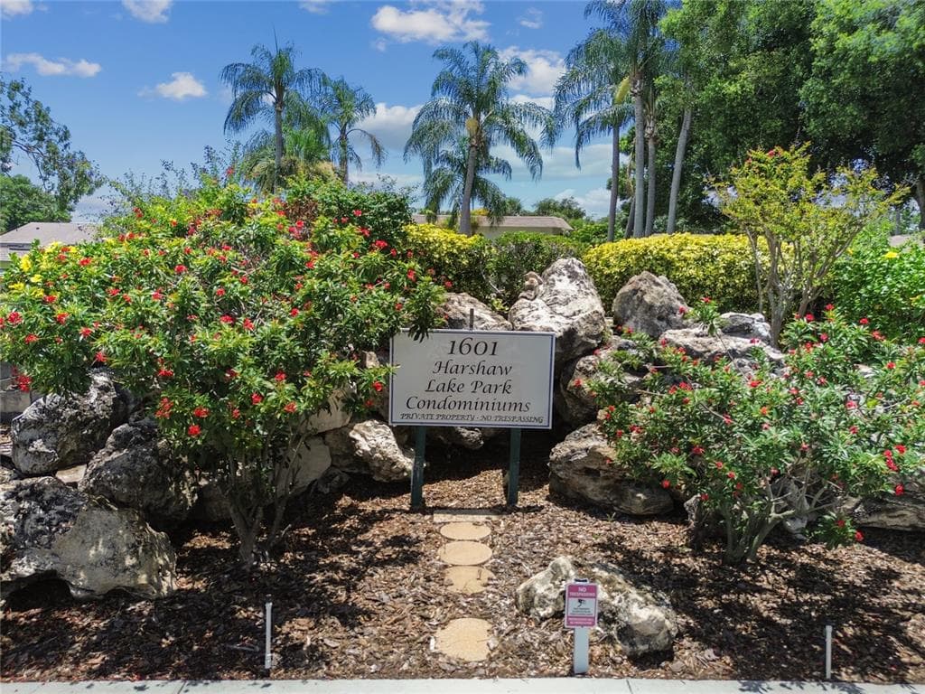 1601 43RD STREET N UNIT 140 ST PETERSBURG, FL 33713