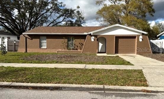 2204 VALLEYBROOK AVENUE VALRICO, FL 33594
