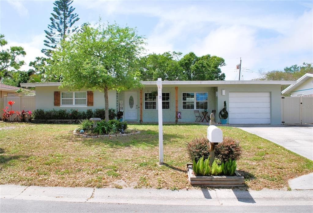 11248 115TH STREET SEMINOLE, FL 33778