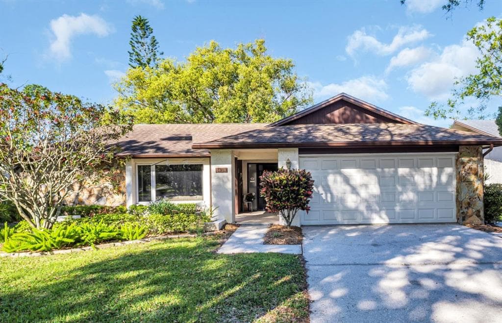 1434 GLENGARRY DRIVE PALM HARBOR, FL 34684
