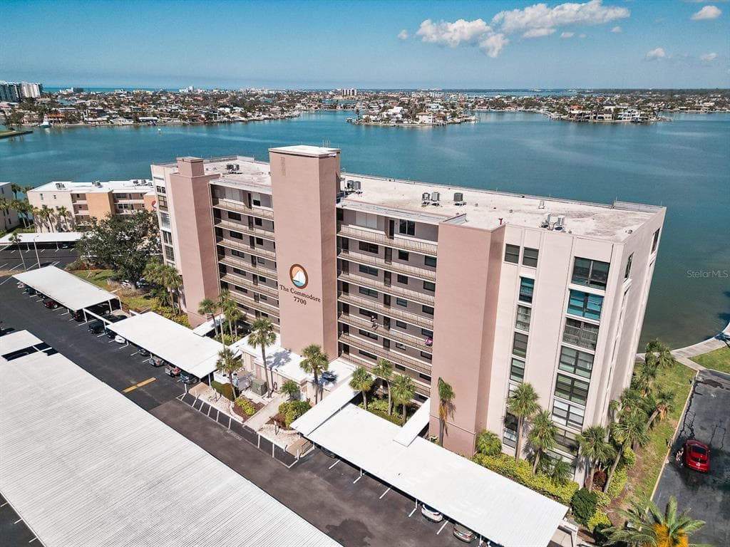 7700 SUN ISLAND DRIVE S UNIT 208 SOUTH PASADENA, FL 33707
