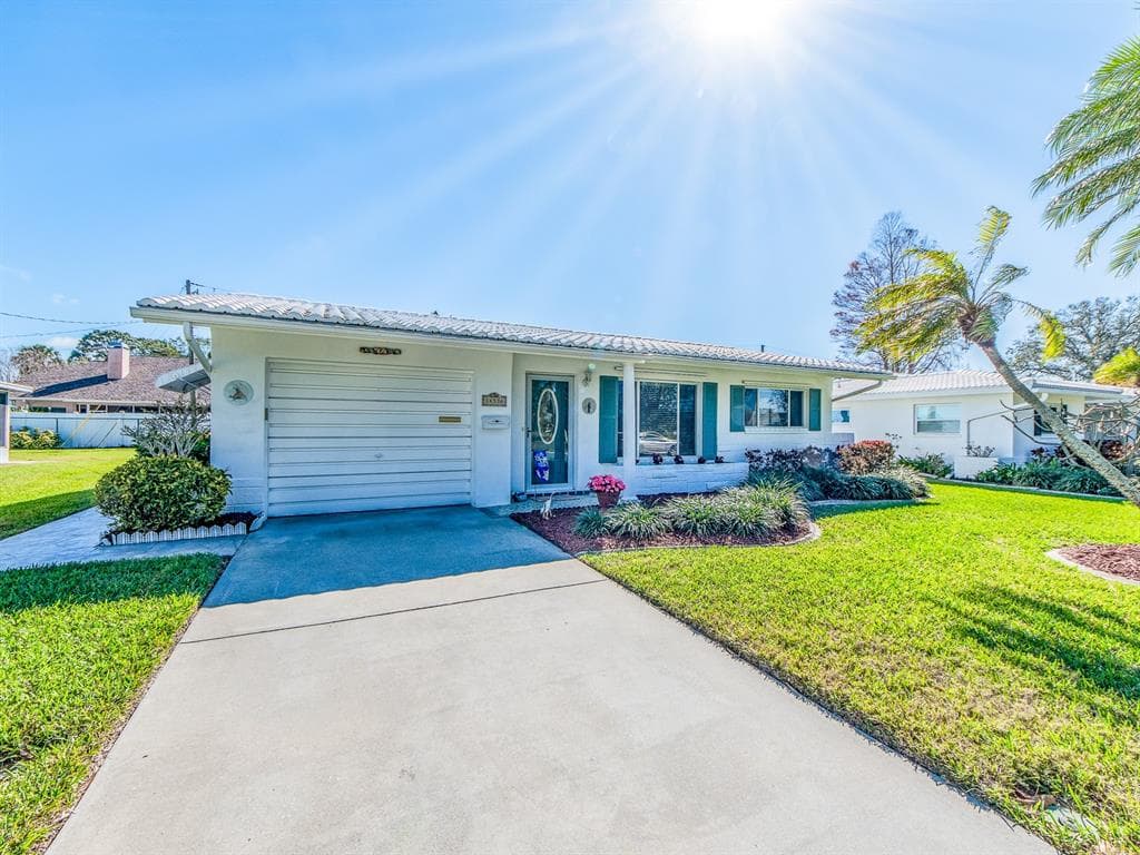 14336 93RD AVENUE SEMINOLE, FL 33776