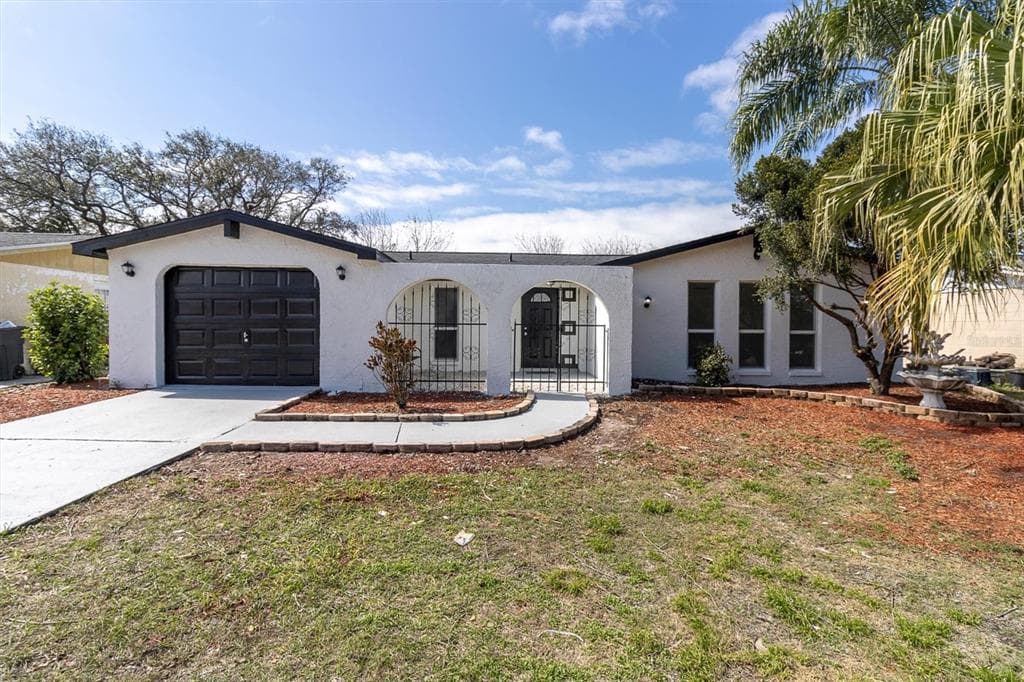 11105 ZIMMERMAN ROAD PORT RICHEY, FL 34668