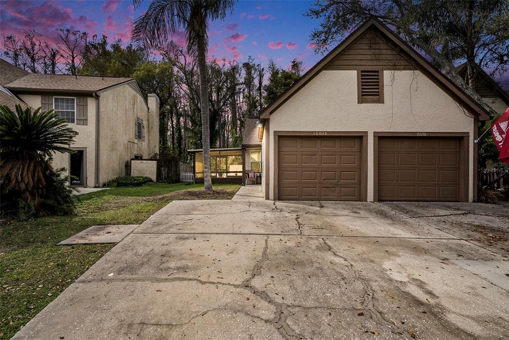 16048 DAWNVIEW DRIVE TAMPA, FL 33624