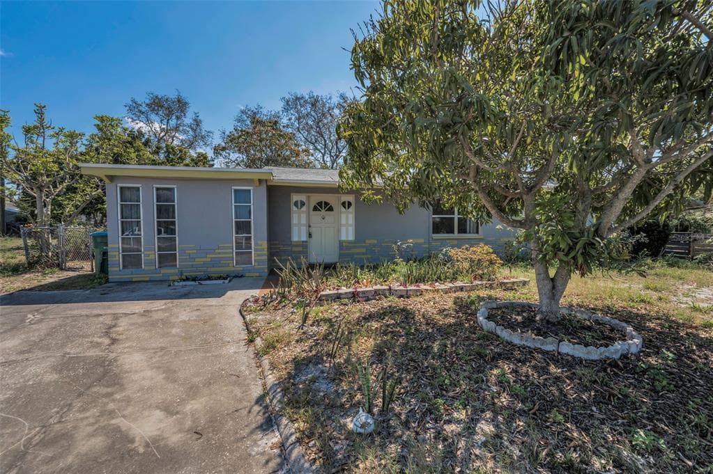 12020 134TH PLACE LARGO, FL 33778