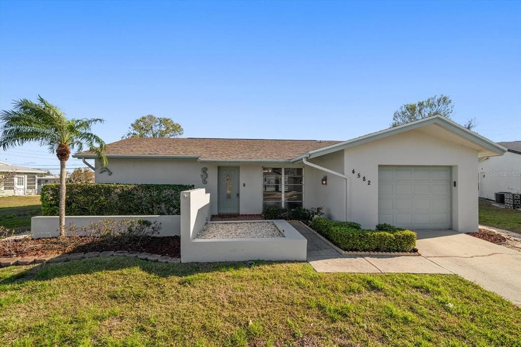 4582 FOX LAKE COURT CLEARWATER, FL 33762