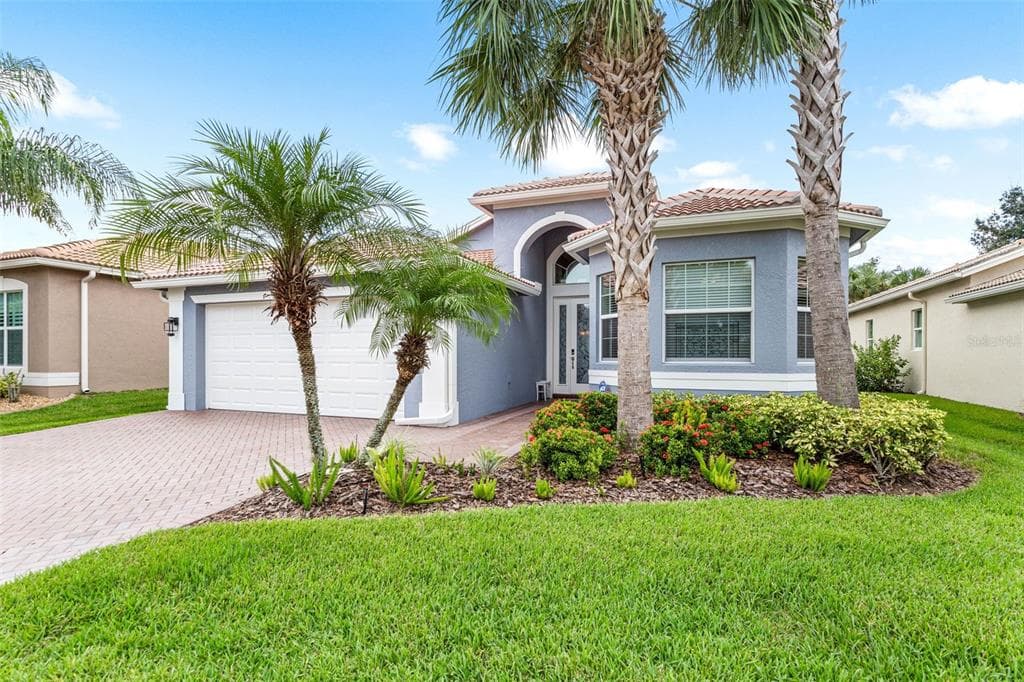16012 GOLDEN LAKES DRIVE WIMAUMA, FL 33598