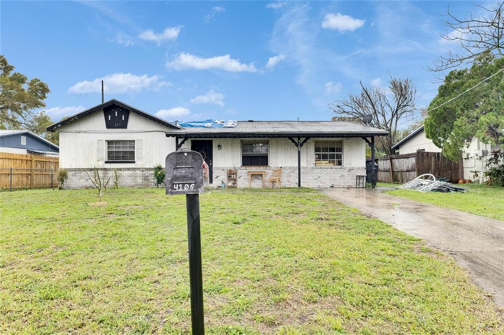 4108 BERKLEY DRIVE TAMPA, FL 33610