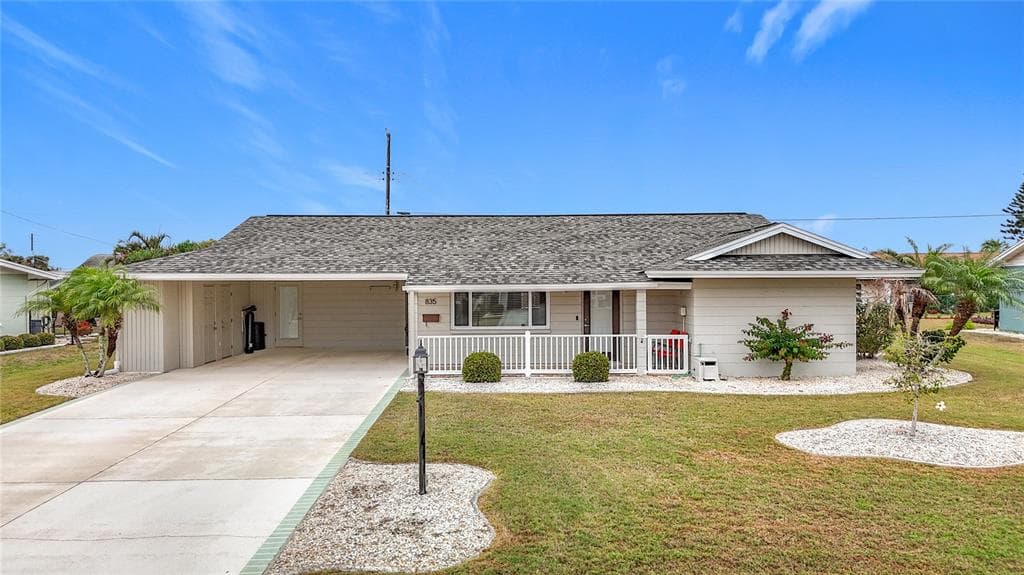 835 OAKMONT AVENUE SUN CITY CENTER, FL 33573