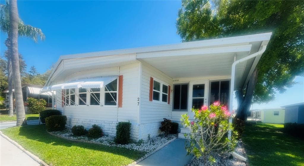27 MOUNTAIN LAUREL DRIVE PALM HARBOR, FL 34684
