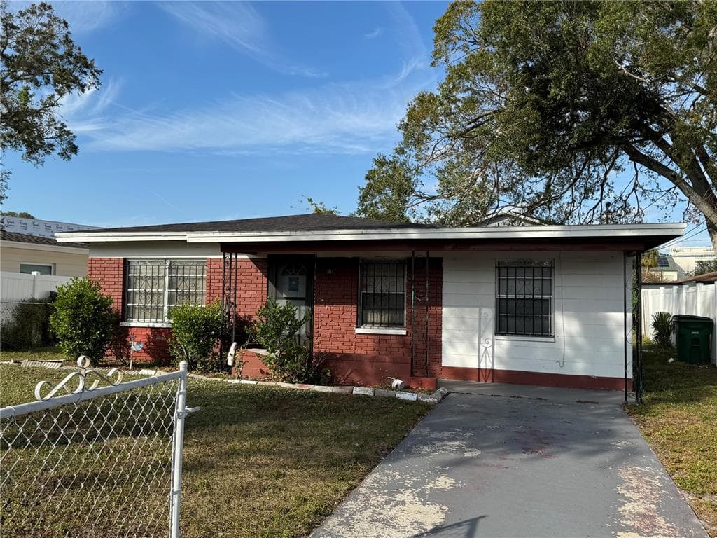 4217 W LAUREL STREET TAMPA, FL 33607
