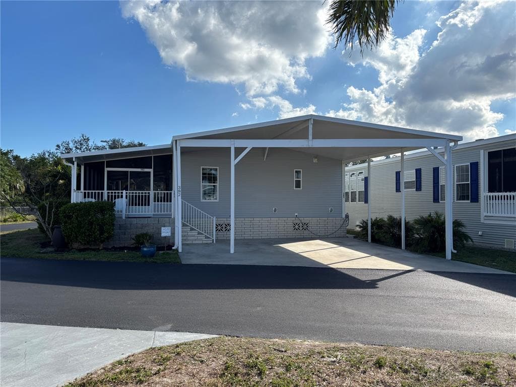 382 MOUNT RICHMOND AVENUE NE UNIT 338 ST PETERSBURG, FL 33702
