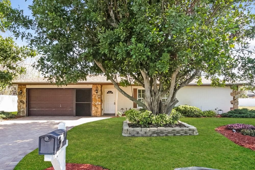 6803 22ND AVENUE W BRADENTON, FL 34209