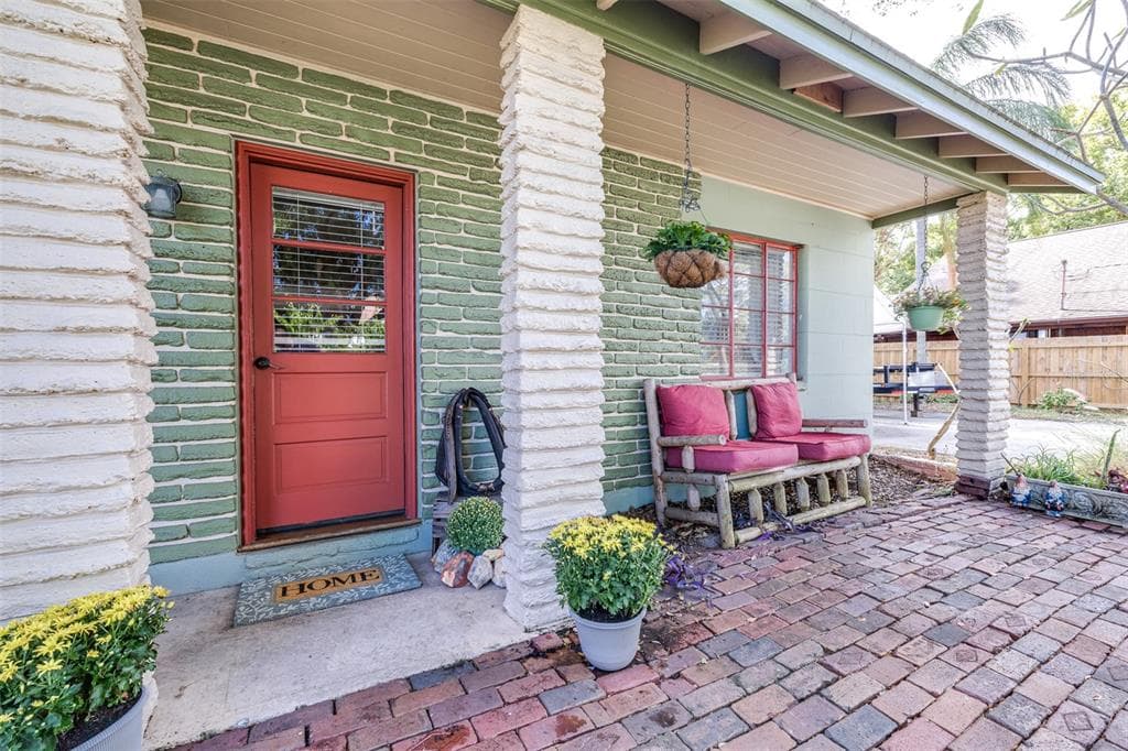 510 1/2 ULELAH AVENUE PALM HARBOR, FL 34683