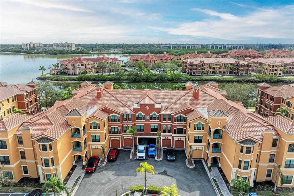 2738 VIA TIVOLI UNIT 231B CLEARWATER, FL 33764