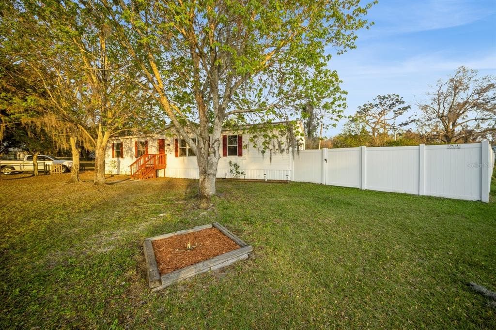 6833 DOVE MEADOW TRAIL LAKELAND, FL 33810