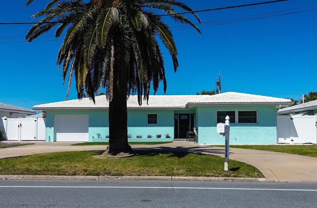 2800 E VINA DEL MAR BOULEVARD ST PETE BEACH, FL 33706