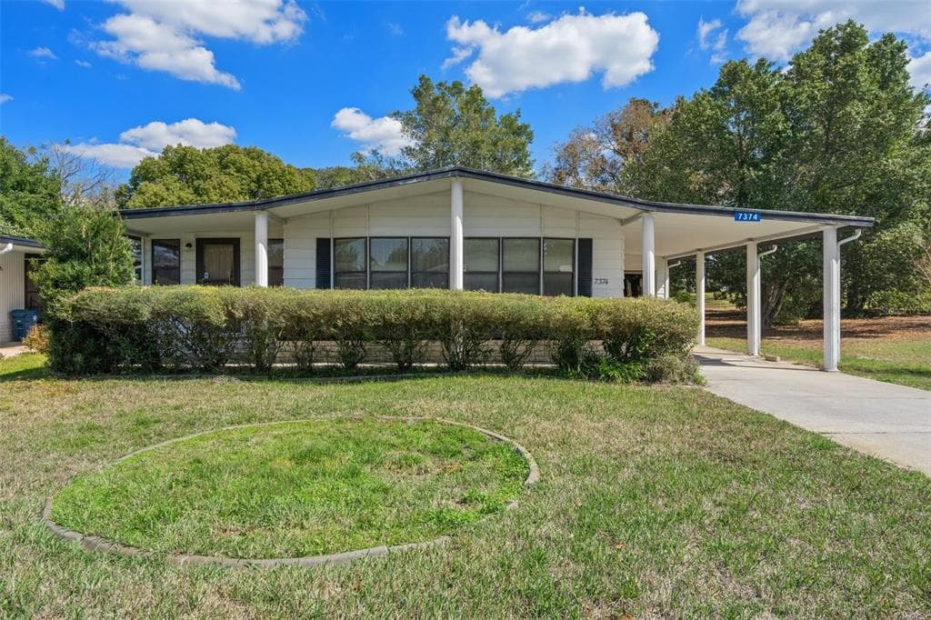 7374 HARLOW STREET BROOKSVILLE, FL 34613