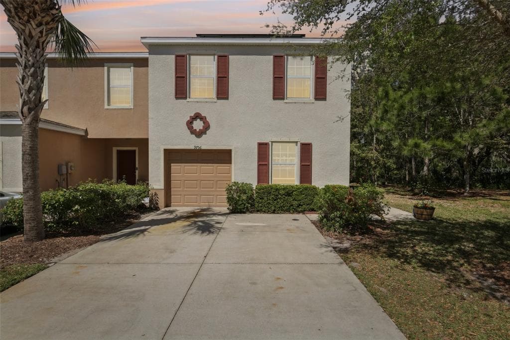 9756 HOUND CHASE DRIVE GIBSONTON, FL 33534
