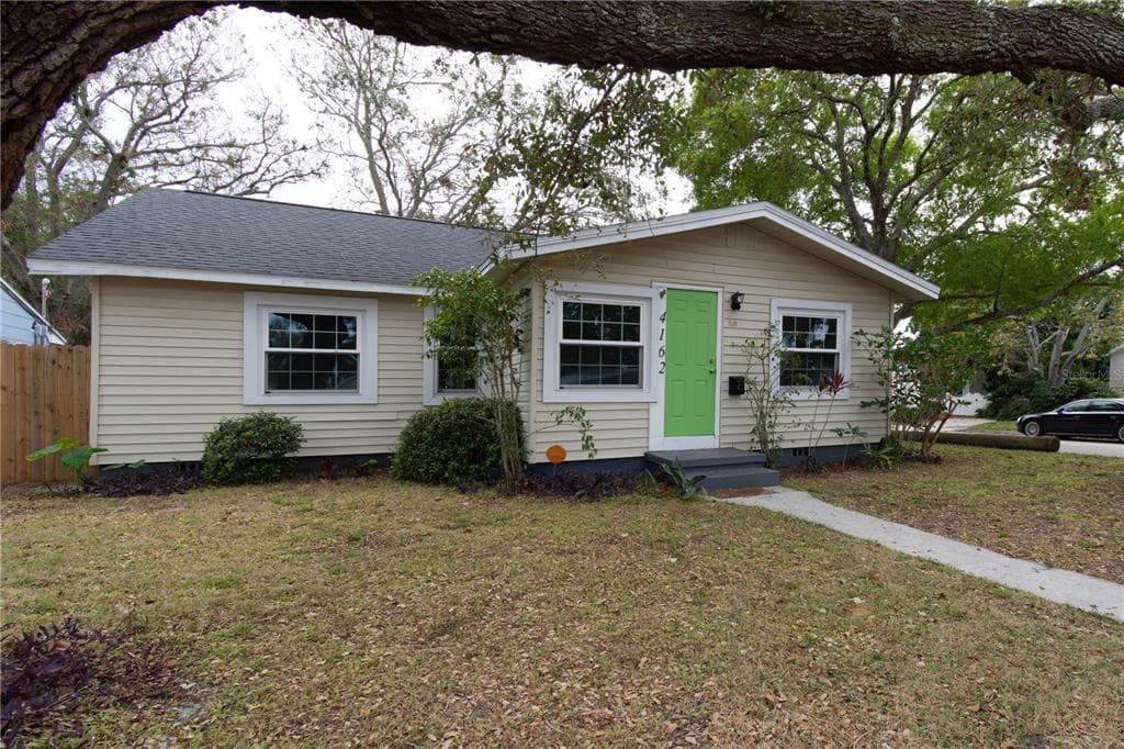 4162 3RD AVENUE N ST PETERSBURG, FL 33713