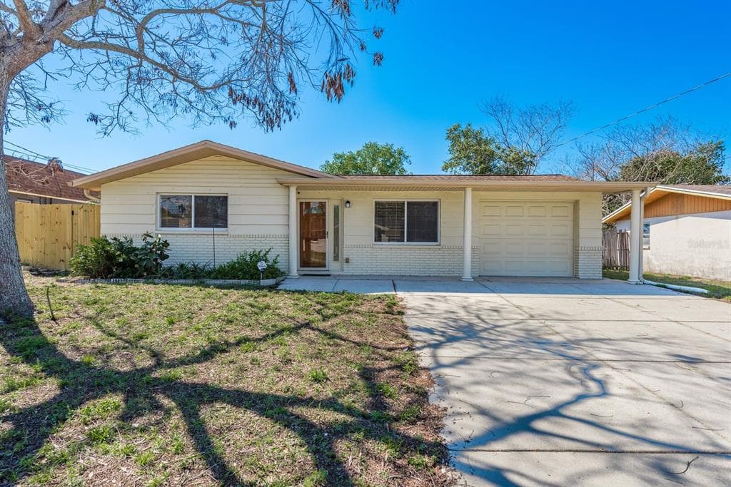 11011 TAFT DRIVE PORT RICHEY, FL 34668