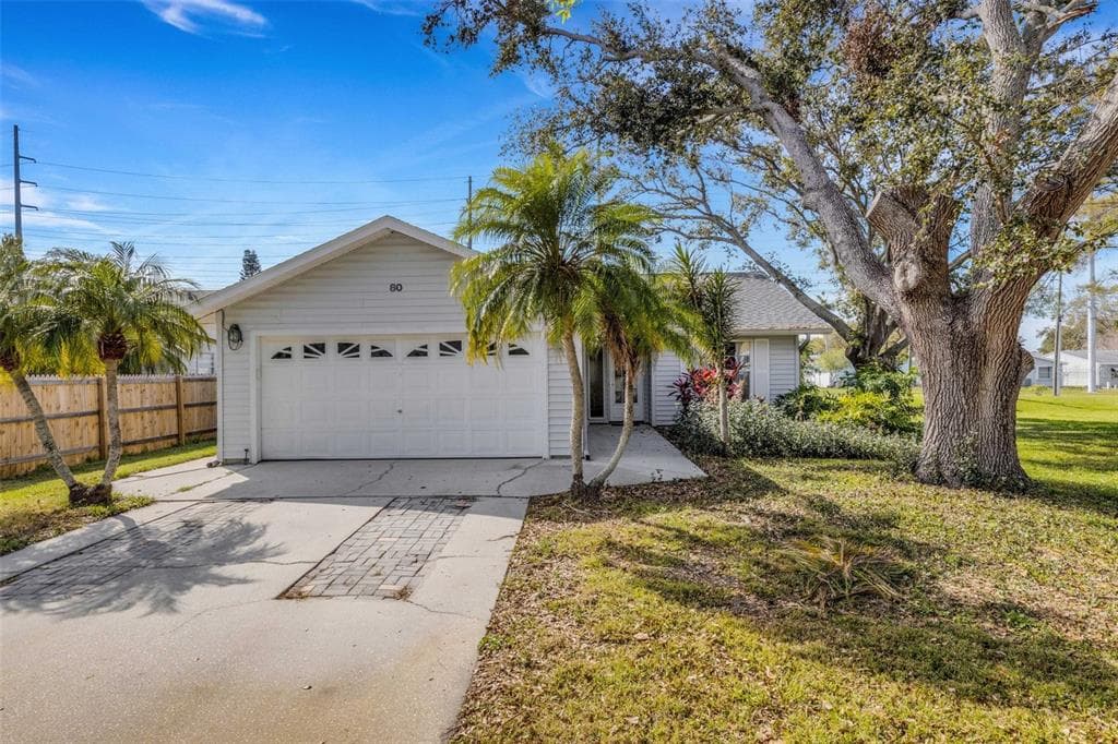 80 SQUIRE COURT DUNEDIN, FL 34698