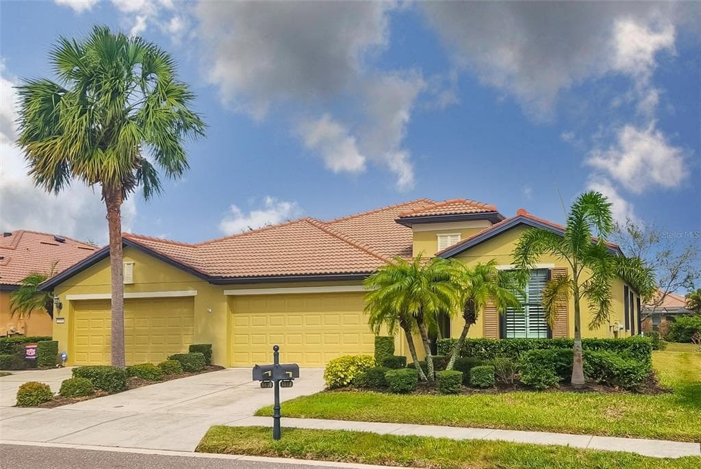 5638 SUNSET FALLS DRIVE APOLLO BEACH, FL 33572