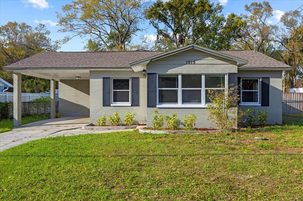 1515 W LAMBRIGHT STREET TAMPA, FL 33604