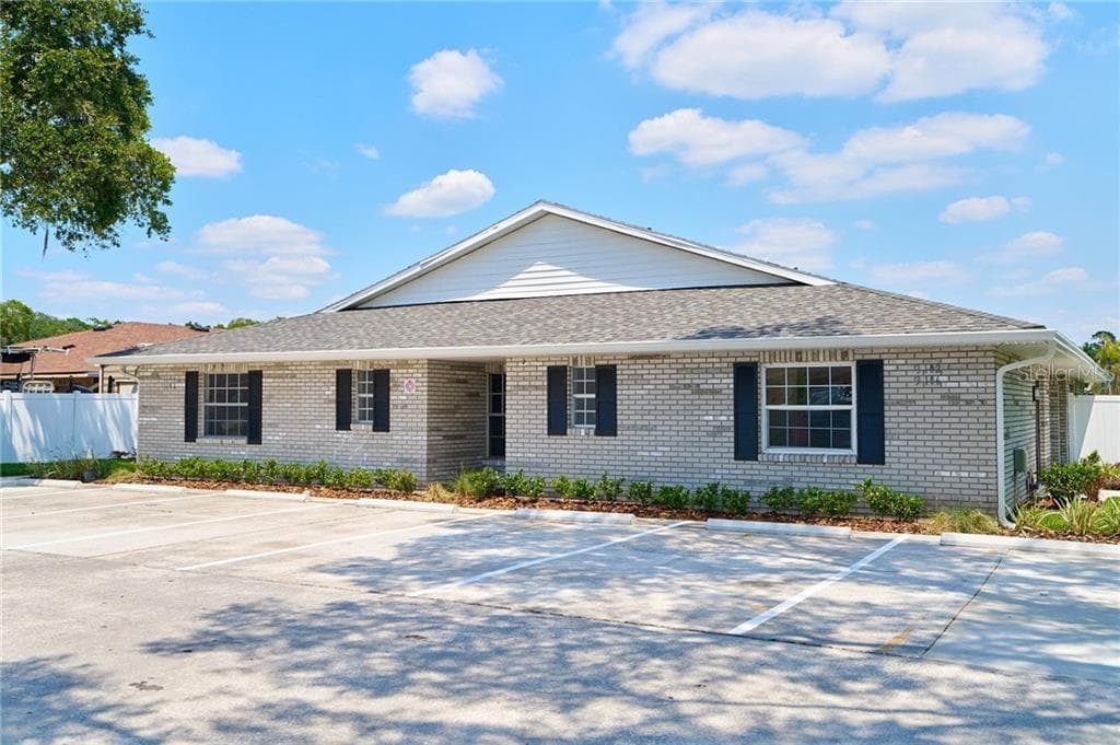 3106 BLOOMINGDALE VILLAS COURT BRANDON, FL 33511