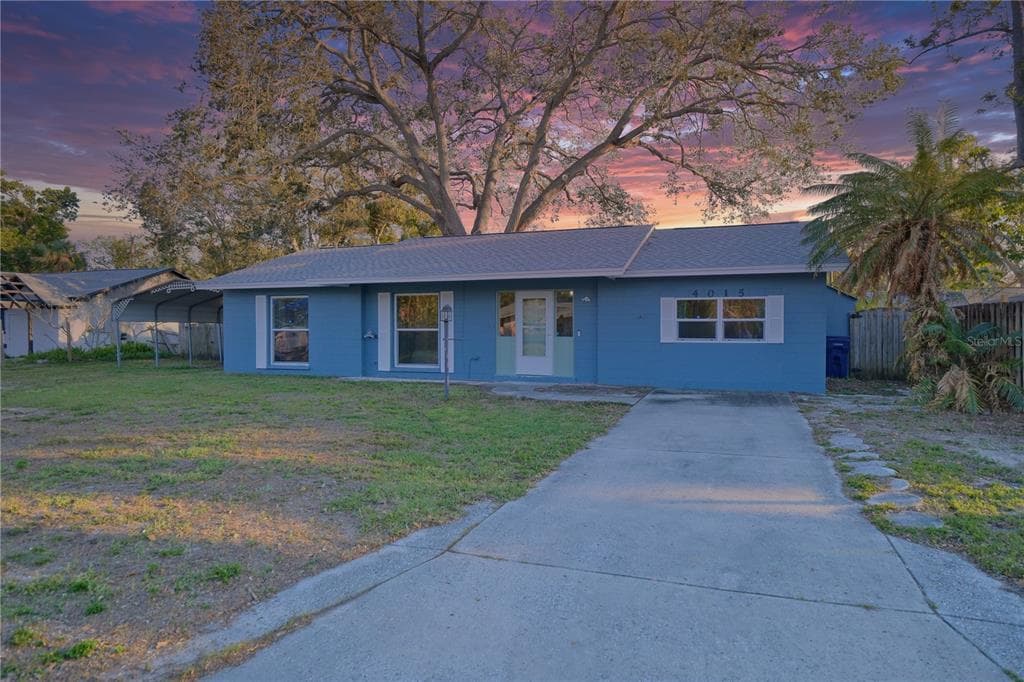 4015 11TH AVENUE W BRADENTON, FL 34205