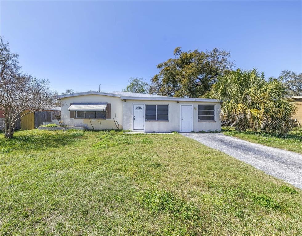 10086 SEMINOLE BOULEVARD SEMINOLE, FL 33772